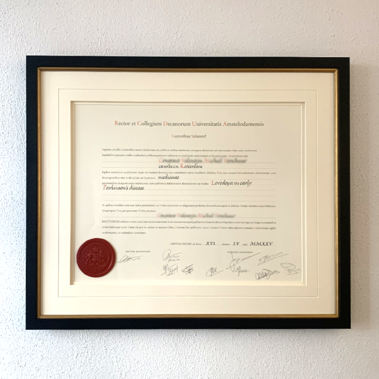 Bul ingelijst in meerlaags passe-partout